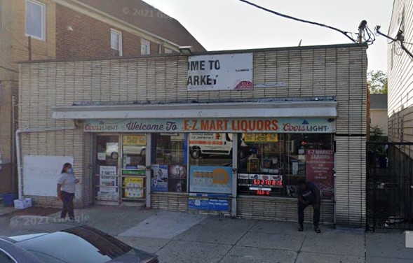 E-Z Market & Liquor