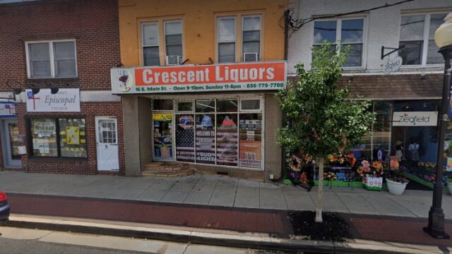 Crescent Liquor Store